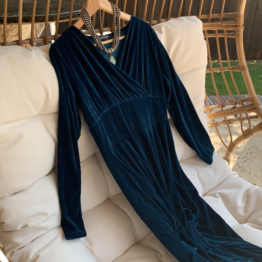 Long sleeve Teal velvet Maxi Dress